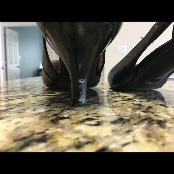 Black snakeprint pumps US6 by Circa - Picture 6 of 8